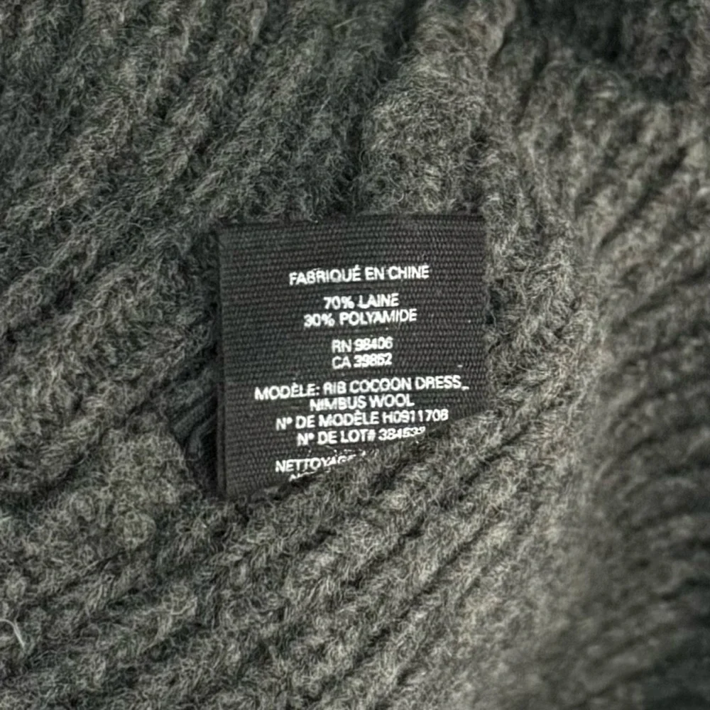 Theory Nimbus Wool Ribbed Cocoon Sweater Dress in Light Charcoal Size 00 0 P